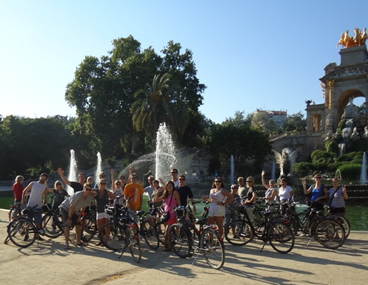 Barcelona tour bicicleta estudiants