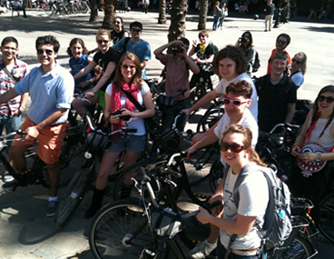 Passeig bici Barcelona tour estudiants