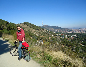 Tour bici Barcelona vista des del Tibidabo