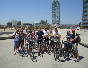 Barcelone tour velo Port Olympique poisson